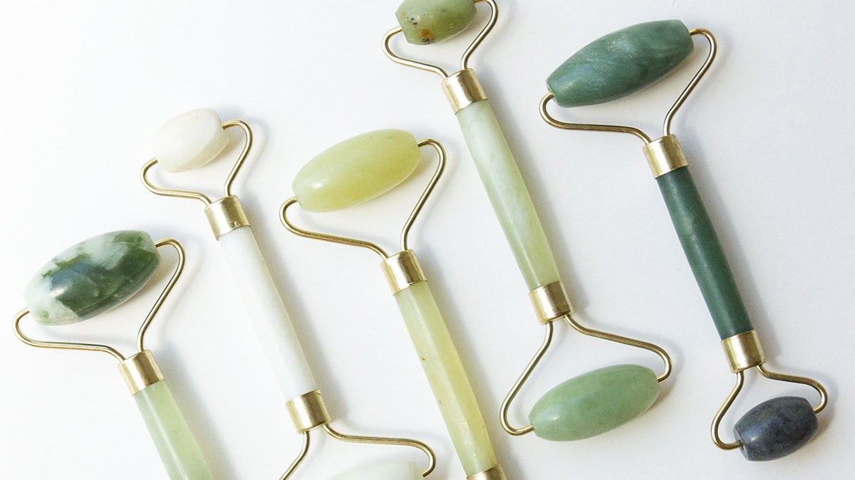 jade roller